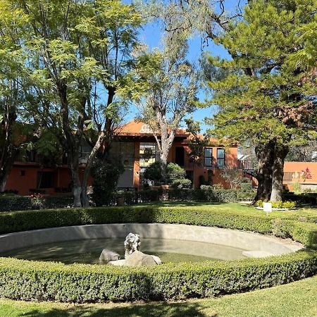 Hotel La Querencia Текуискуиапан Екстериор снимка