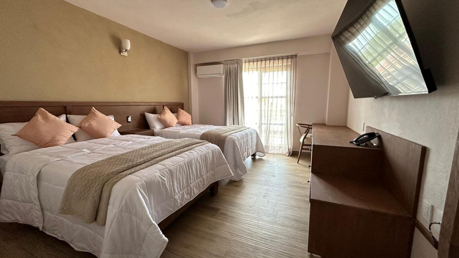 Hotel La Querencia Текуискуиапан Екстериор снимка