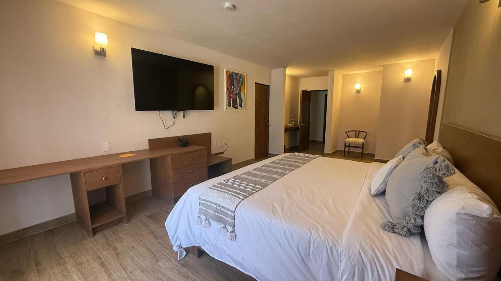 Hotel La Querencia Текуискуиапан Екстериор снимка