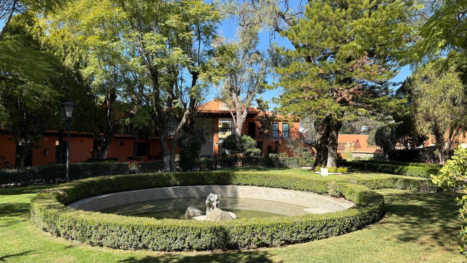 Hotel La Querencia Текуискуиапан Екстериор снимка